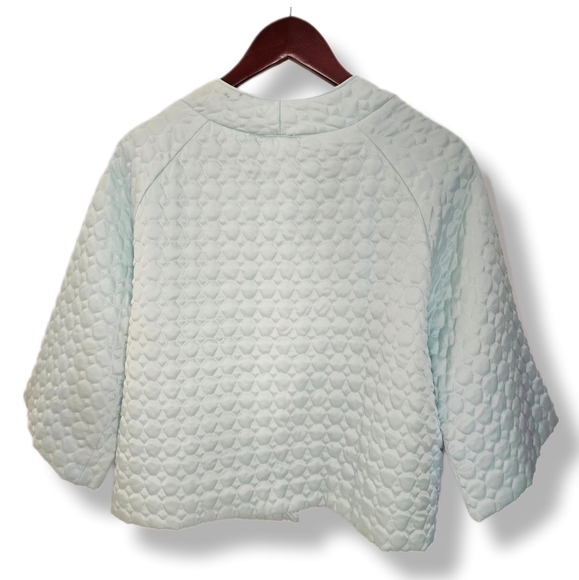 VTG | 60s 70s Barbizon Quilted Bed Jacket w/ Floral Embroidery - Medium - Picture 5 of 5